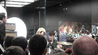 Metric - Front Row - Live @ Apple Store Montreal