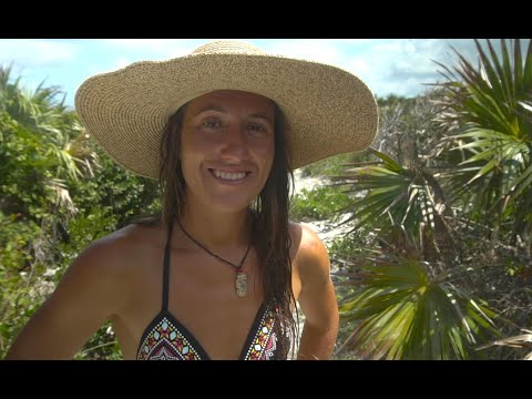 Living OFF GRID on a small SAILBOAT | Sea 🐟 to Table [Ep125]