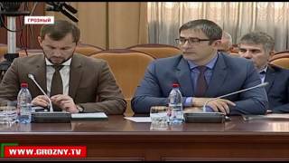 Рамзан Кадыров провел совещание с руководителями различных министерств и ведомств ЧР