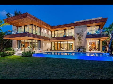 The Jills Zeder Group Presents 6440 North Bay Road