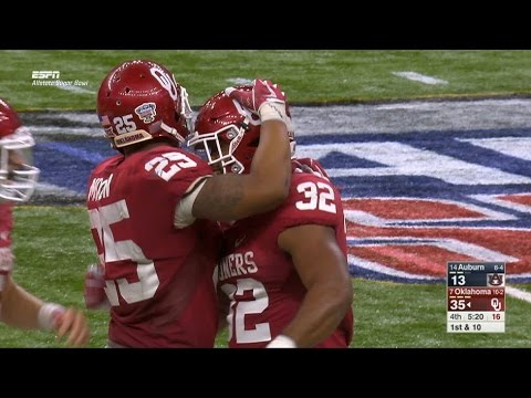 Perine Breaks Oklahoma's School Record For Career Rushing Yards