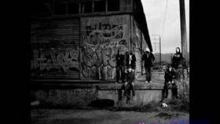 Hollywood Undead -  Pain  With Lyrics