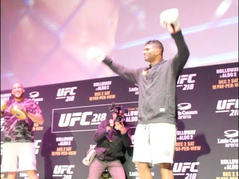 UFC 218 Open Workouts: Alistair Overeem Workout Highlights
