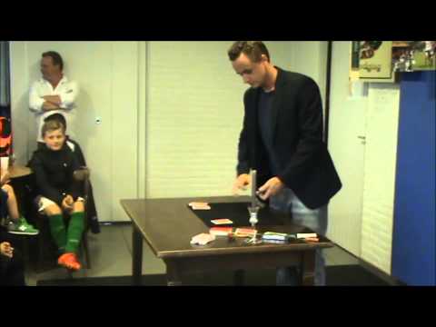 Kivakemo prestenteert: Goochelaar Stefan