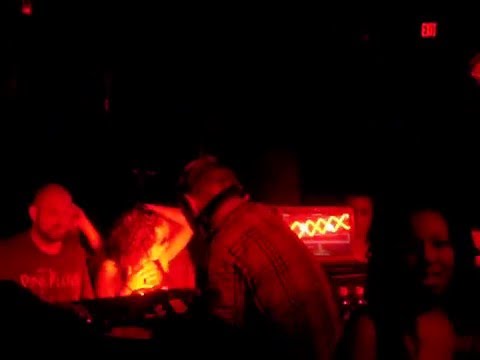 Six minutes on stage with Diplo @ Mad Decent Tour