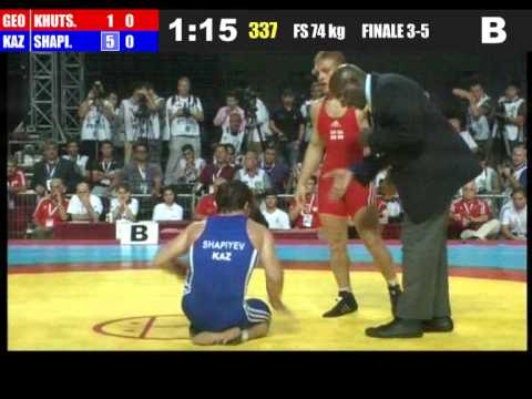 74kg - Davit Khutsishvili (GEO) vs Abdulkhakim Shapiev (KAZ) 2011 world championship.wmv