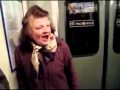 Бабка жжёт в метро=)) 