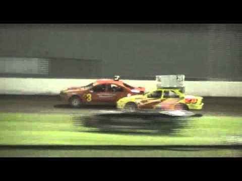 Super Street Sedans - Rockhampton Speedway - November 13 2010