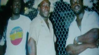 Mighty Diamonds[Gnashing Of Teeth]