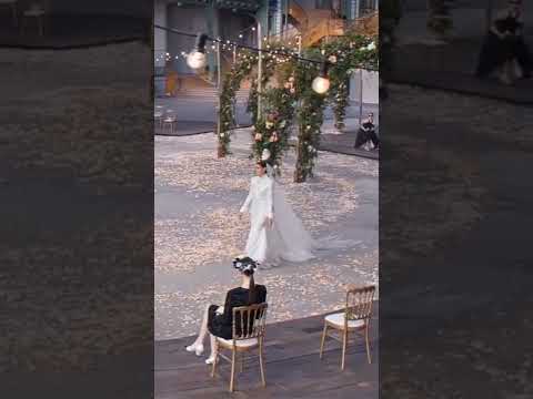 Lola Nicon for Chanel Haute Couture - Fashion👓👗