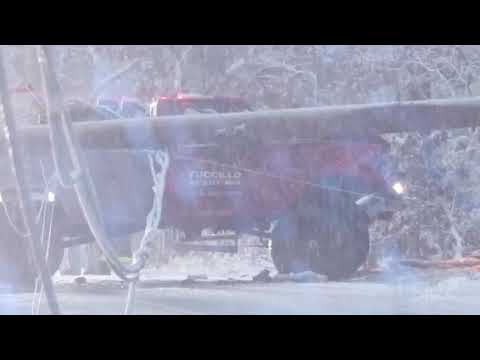 12-08-2020 Falmouth, MA - Ocean Effect Snow - Dramatic Crash -Wires & Pole Down