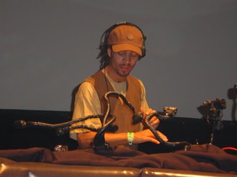 Roni Size 19.05. 2001 @ Jungle War Budapest