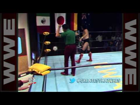 "Classic Moment of the Week" - October 25, 2011