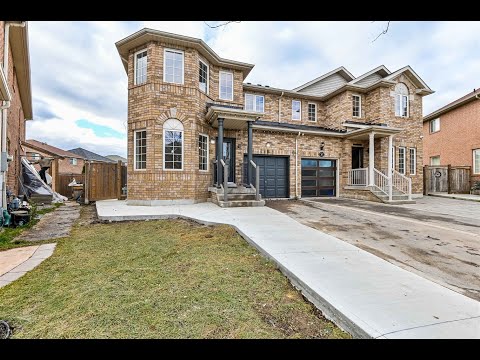 14 Commodore Drive, Brampton