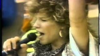 Bon Jovi   Breakout live)   11 08 1984