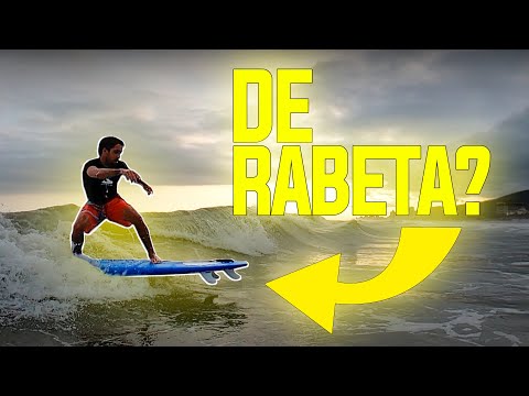 Surfando Ao Contrário Com a Prancha de Surf SoftBoard! Vlog #117