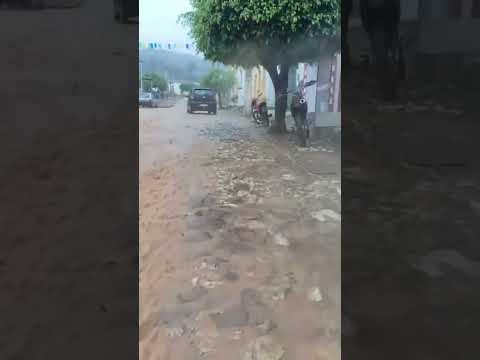 Choveu forte em Catolés, Abaira, Bahia (04/12).