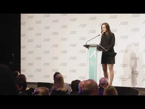 Dr Renae Beaumont - 2018 Advance Education Award Winner