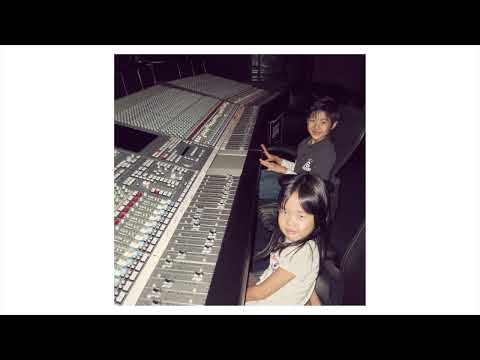 KARLEE GIRL - Perfect Crime (Official Bonus Track)