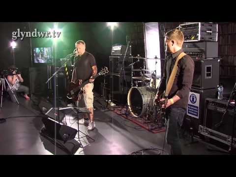 Peter Hook and The Light - Glyndwr TV