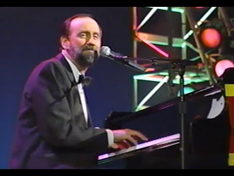Ray Stevens - "Santa Claus Is Watching You" (Live at A Branson Country Christmas, 1993)