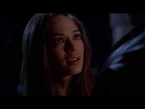Smallville 6x13 - Clark takes Lana to the barn