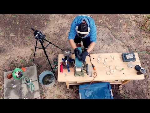 Making hearts out of Nordic Gold.