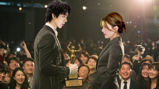 Download lagu Zhao Lusi cries with pride! Liu Yuning's touching words after winning at Weibo Summit 2025! mp3 Download lagu Zhao Lusi cries with pride! Liu Yuning's touching words after winning at Weibo Summit 2025! mp3