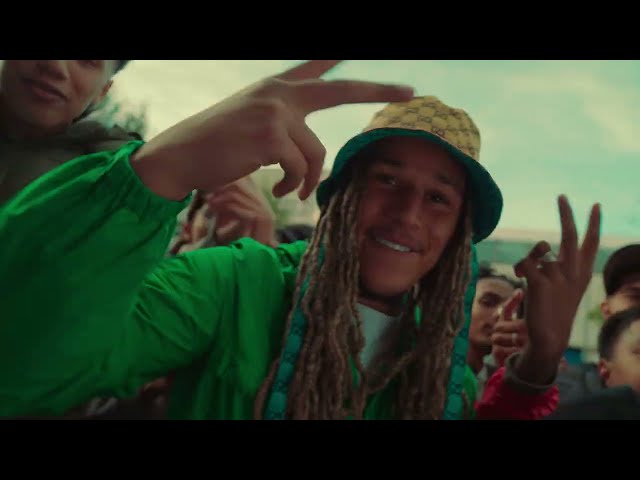 Video zu 'Helaas' ansehen