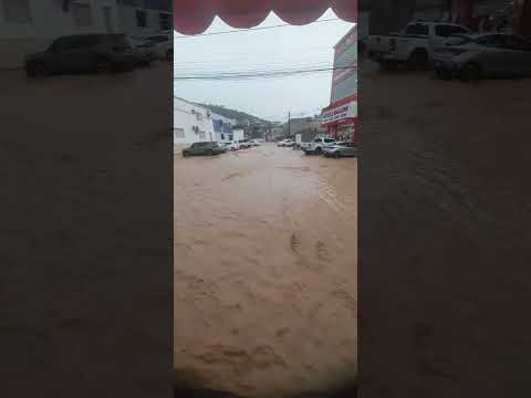 Forte chuva em ubaira Bahia