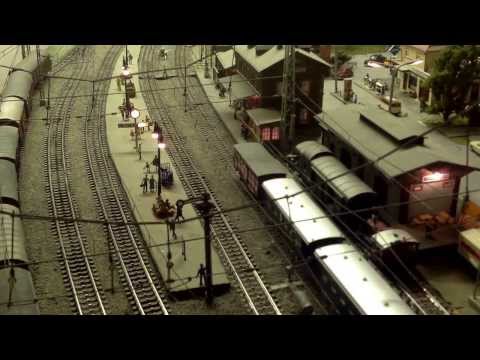 Märklin digital: Modellbahn-Betrieb in Langenthal, Musik: Sofa Rockers (Richard Dorfmeister Remix)