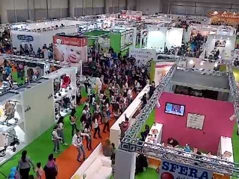 Flash Mob allattamento Happybimbo MAM a Bimbinfiera 2013 Roma