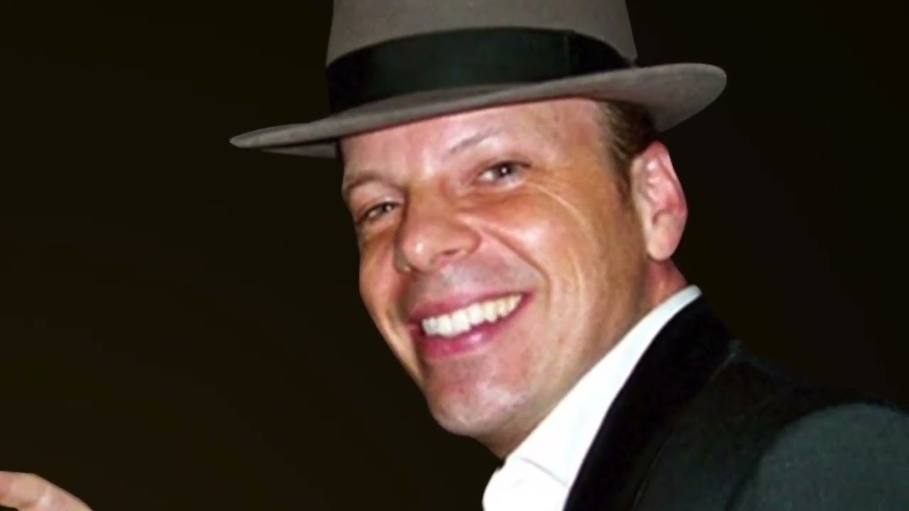 Promotional video thumbnail 1 for Swinging as Sinatra