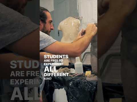 Sneak Peek Inside a Sculpting Studio! ⚒️🗿 #ArtSchool #ArtStudents #Sculpture