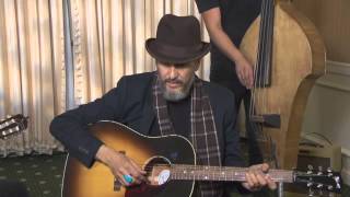Howe Gelb - "The Coincidentalist" ExtraTV performance