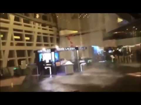 2014-3-30 香港 又一城 黑雨冰雹水舞間 Hailstones in Festival Walk, Hong Kong