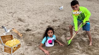 Download lagu Heidi dan Zidane Bermain Pasir! Serunya Bermain di Pantai ποΈπ§π¦ mp3 Download lagu Heidi dan Zidane Bermain Pasir! Serunya Bermain di Pantai ποΈπ§π¦ mp3