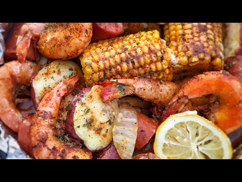 download lagu mp3 mp4 Shrimp Boil Bake, download lagu Shrimp Boil Bake gratis, unduh video klip Shrimp Boil Bake