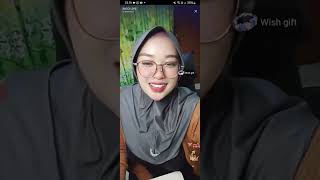 Download lagu Bigo Live - Moona hijab binal gemoy transparan makin berani haluin penonton mp3