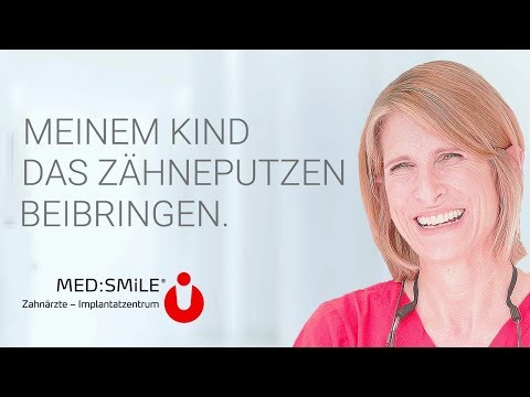 Zähneputzen - Wie bringe ich das Zähneputzen meinem Kind bei? | MED:SMILE (ZÄ Julia Wossidlo)