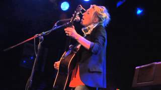 Martha Wainwright - Niger River - 2/26/2009 - Slim's