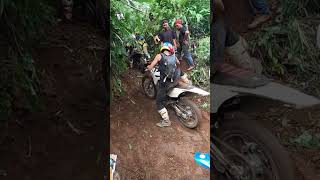 Download lagu Gir ra minggir Tabrak mp3 Download lagu Gir ra minggir Tabrak mp3