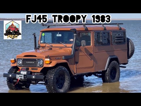1983 Toyota Land Cruisers FJ45 Troopy ((Sold))