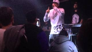 Sevin- Surrender (live)