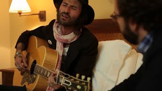 Afuera en la ciudad - Leiva (acústico Road Song)