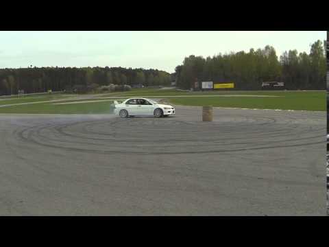 Wielkie Starcie III, Tomek Różak, Evo, beczka