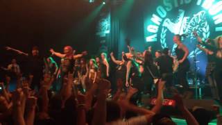 AGNOSTIC FRONT - Gotta Go @ Persistance Tour, Brno with stagediving girls