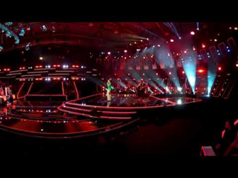 Experienţa Vodafone 360: Iulian Nunucă interpretează piesa „Child In Time”