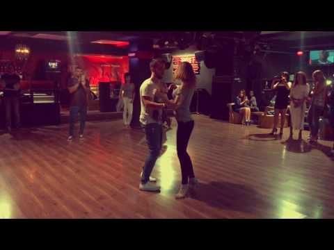 Marta Y Edu (HOST BISU) Marzo