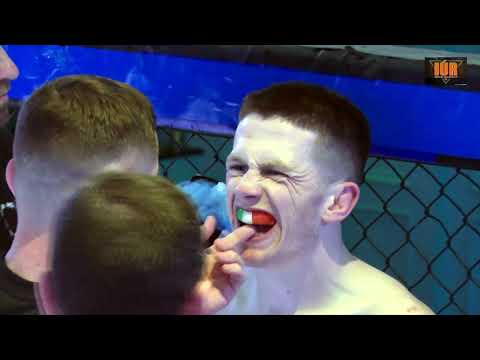 IÚR FC 4 -  Ronan Deegan vs Jordan Bradshaw